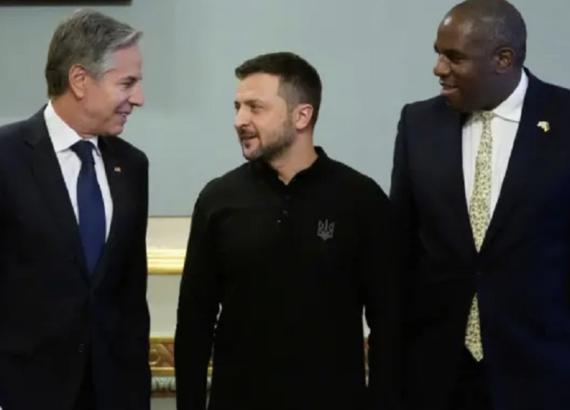 अमेरिका र बेलायतका विदेशमन्त्री युक्रेनमा