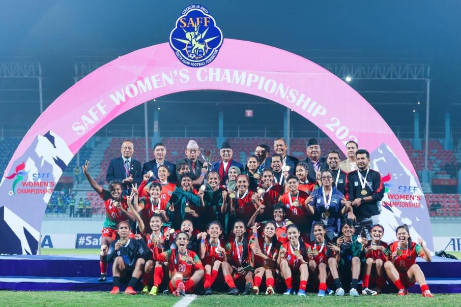 इतिहास बनाउन फेरी चुक्यो महिला फुटबल